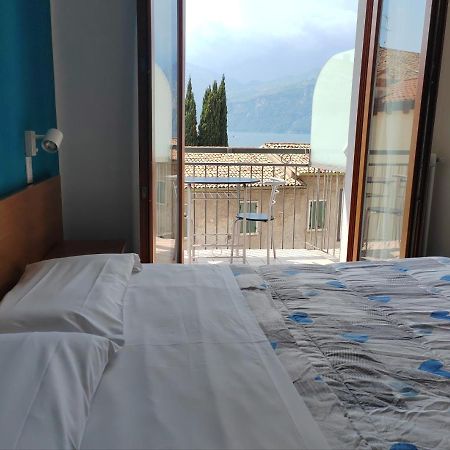 Hotel Luisa 브렌조네 술 가르다 외부 사진