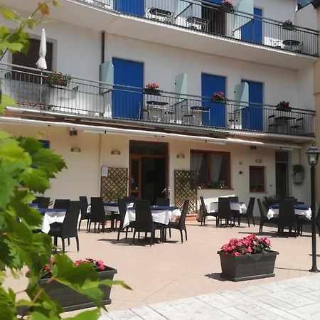 Hotel Luisa 브렌조네 술 가르다 외부 사진