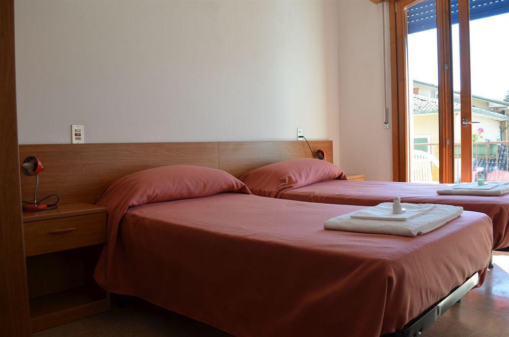 Hotel Luisa 브렌조네 술 가르다 외부 사진